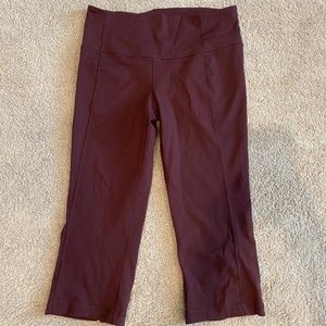 Lululemon Crop Capris